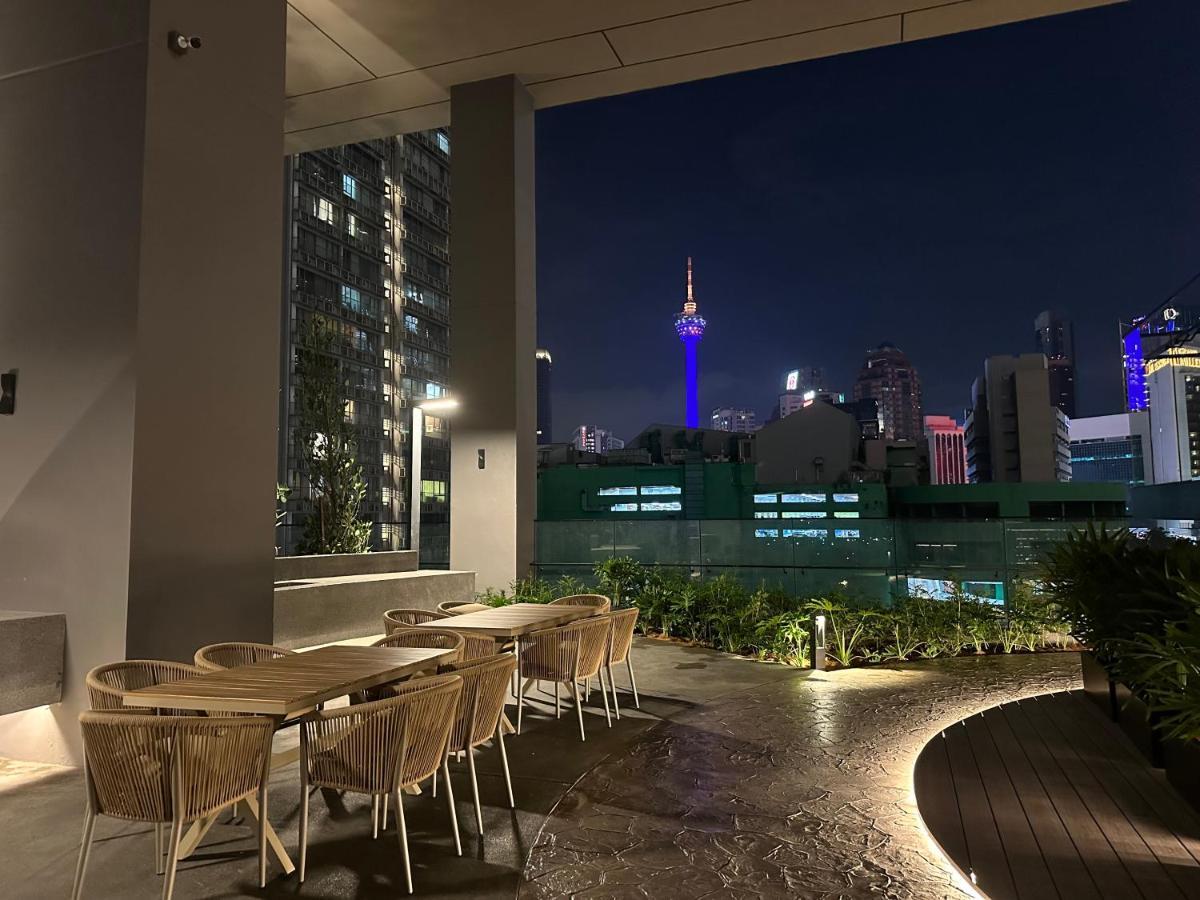 The Axon Suites Bukit Bintang Klcc By Skyscraper Куала-Лумпур Экстерьер фото