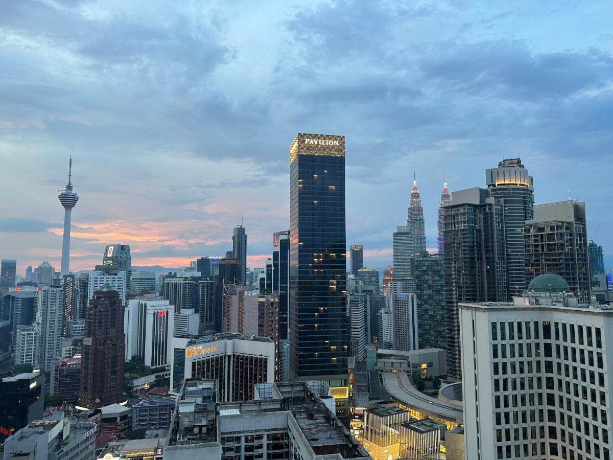 The Axon Suites Bukit Bintang Klcc By Skyscraper Куала-Лумпур Экстерьер фото